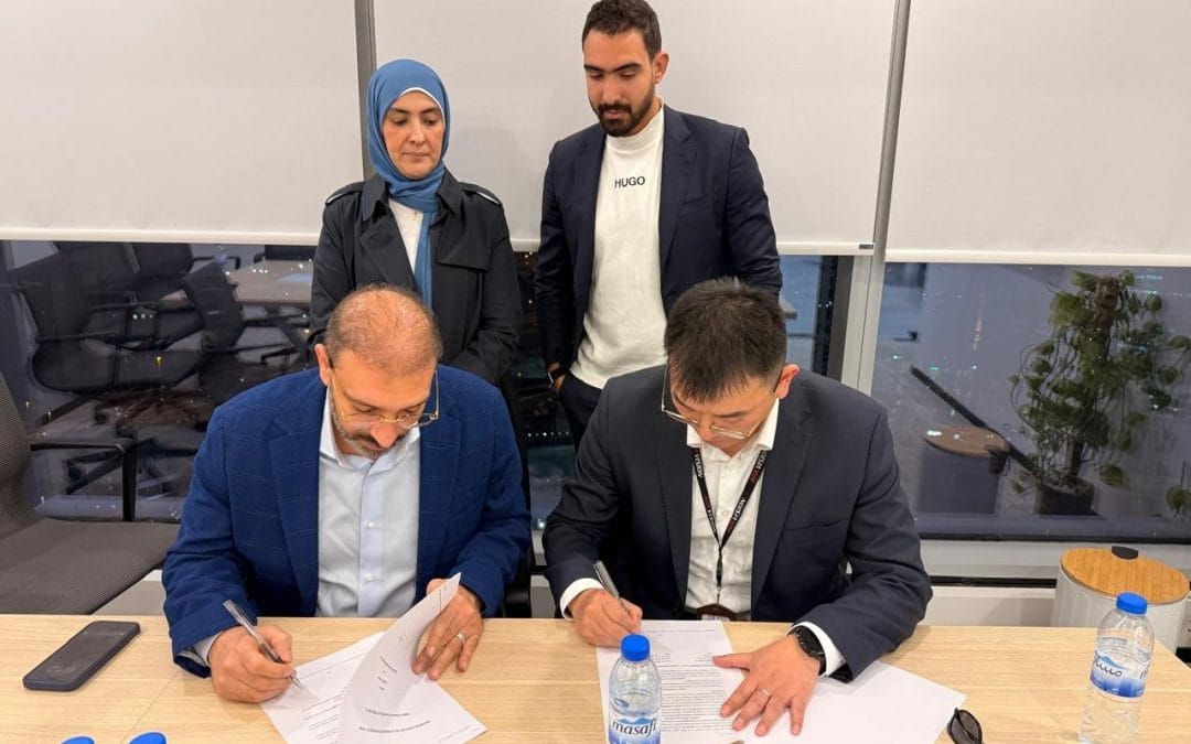 Signing our 2026 Commercial Displays contract at Intersec Dubai